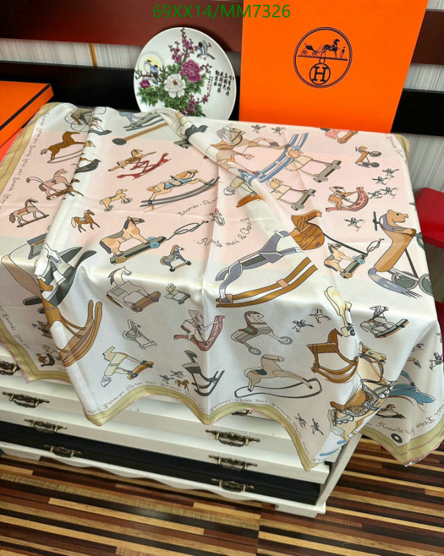Hermes-Scarf Code: MM7326 $: 69USD