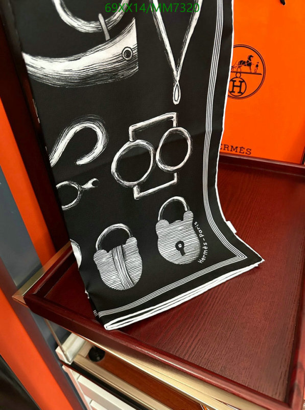 Hermes-Scarf Code: MM7320 $: 69USD