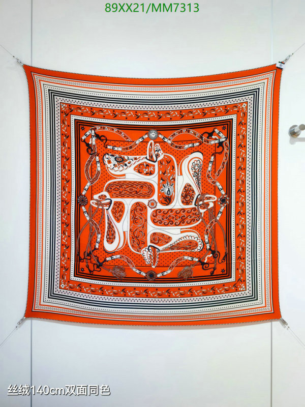 Hermes-Scarf Code: MM7313 $: 89USD