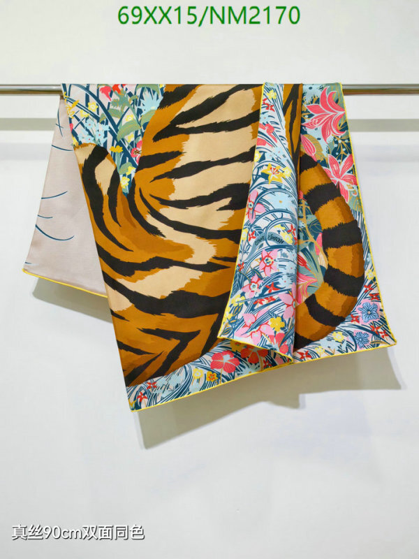 Hermes-Scarf Code: NM2170 $: 69USD