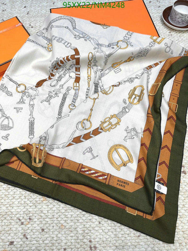 Hermes-Scarf Code: NM4248 $: 95USD