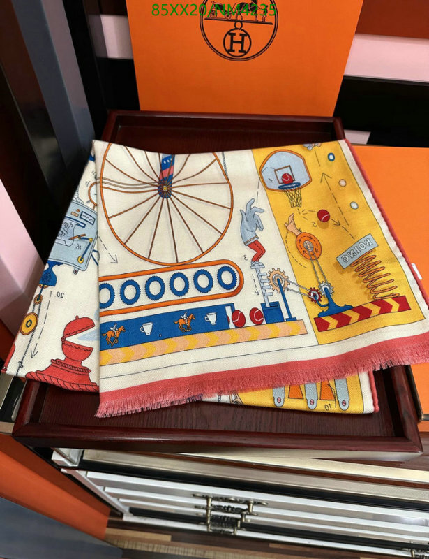 Hermes-Scarf Code: NM4235 $: 85USD