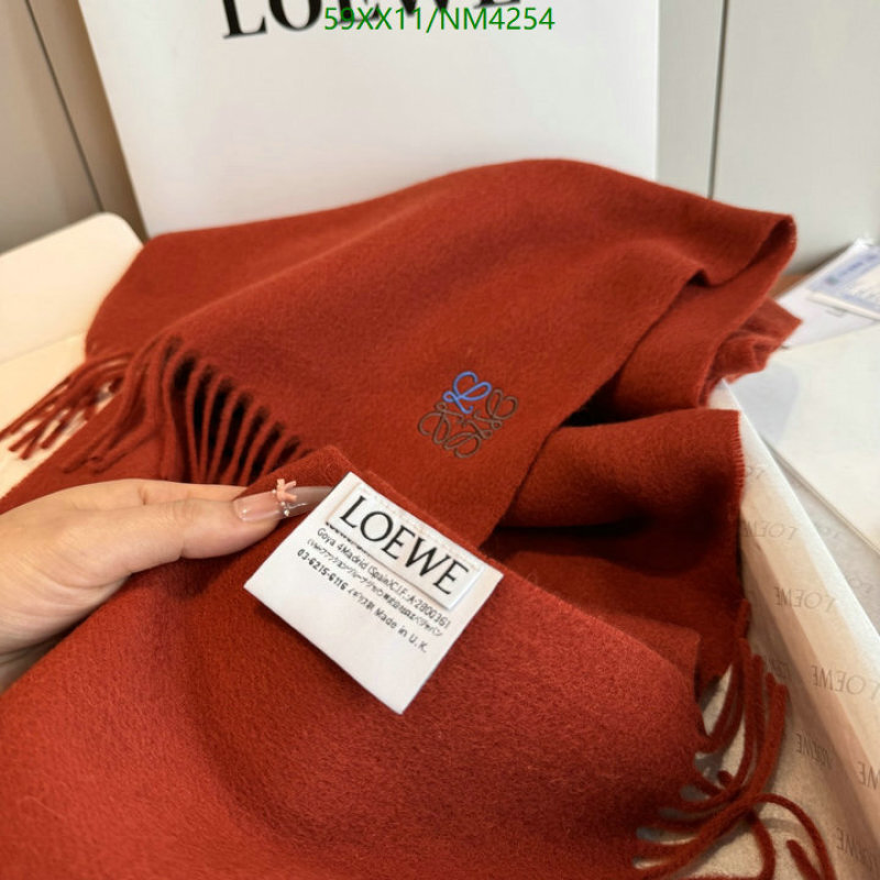 Loewe-Scarf Code: NM4254 $: 59USD