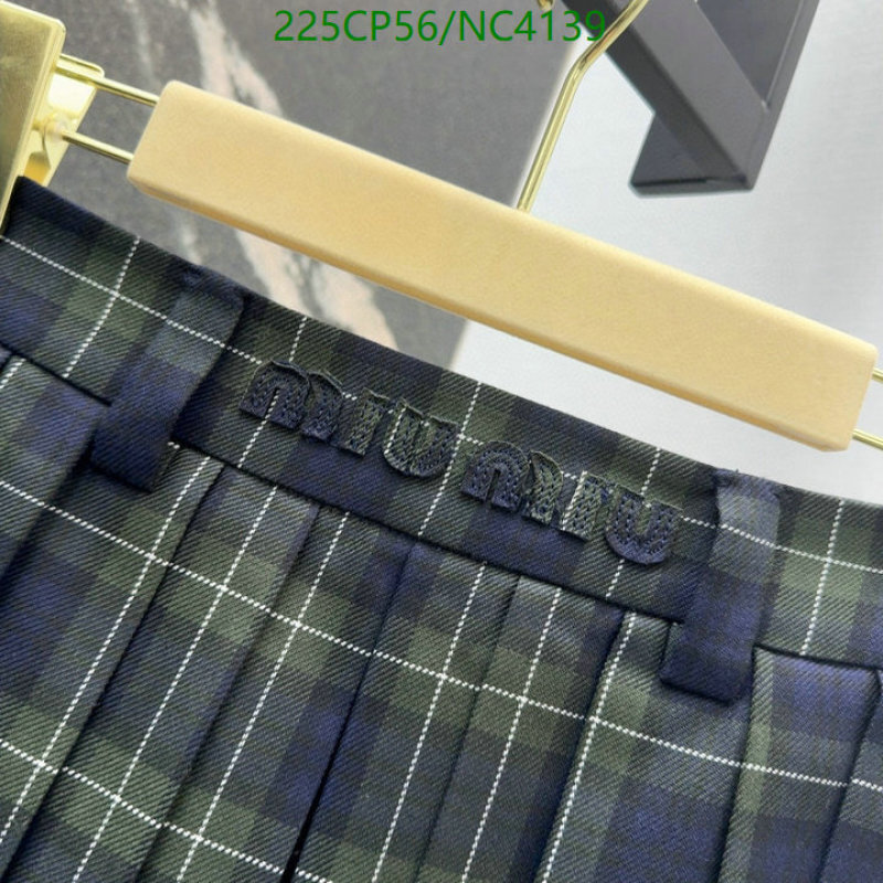MIUMIU-Clothing Code: NC4139