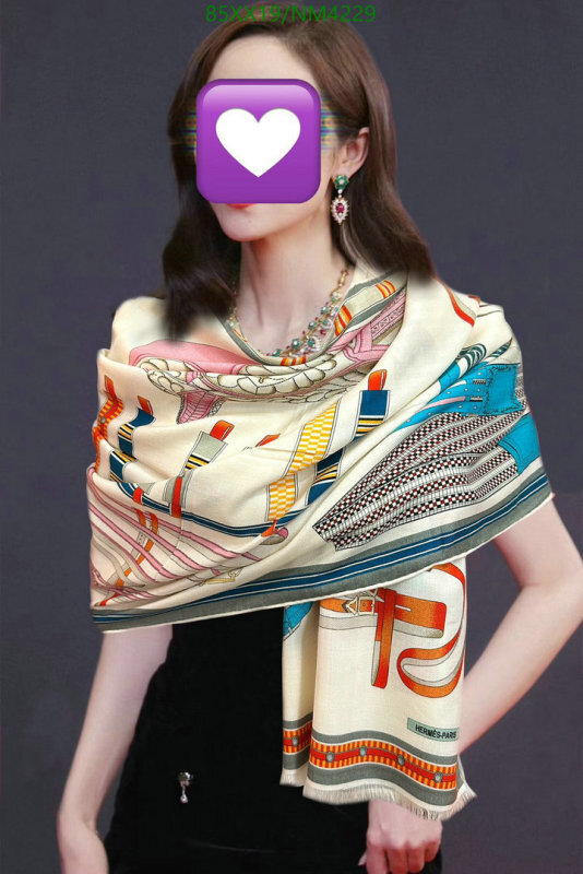 Hermes-Scarf Code: NM4229 $: 85USD