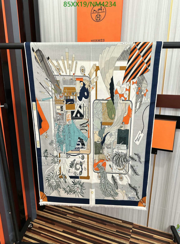 Hermes-Scarf Code: NM4234 $: 85USD