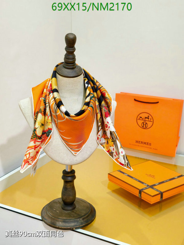 Hermes-Scarf Code: NM2170 $: 69USD