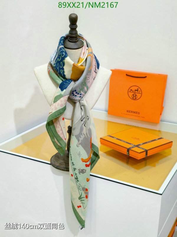 Hermes-Scarf Code: NM2167 $: 89USD