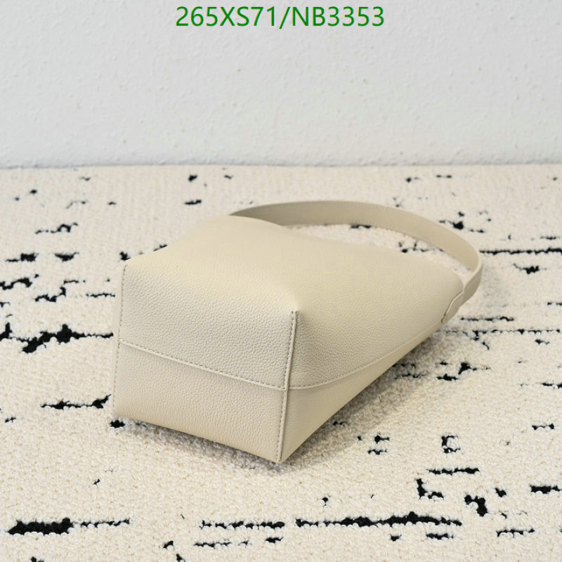The Row-Bag-Mirror Quality Code: NB3353