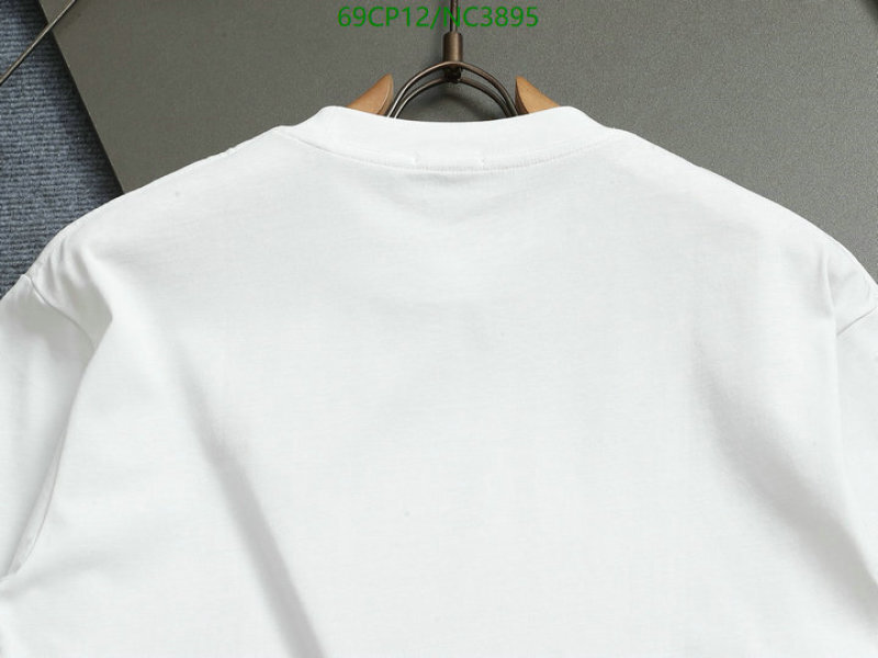 Burberry-Clothing Code: NC3895 $: 69USD