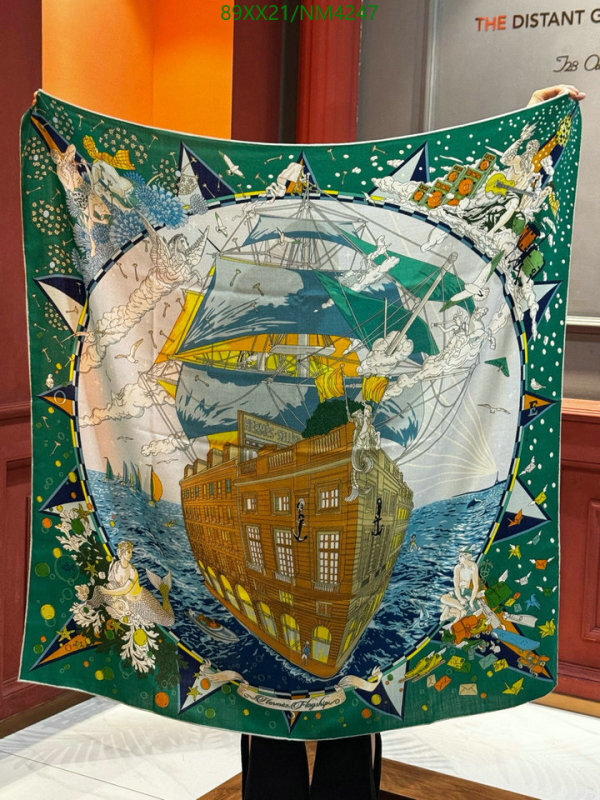 Hermes-Scarf Code: NM4247 $: 89USD