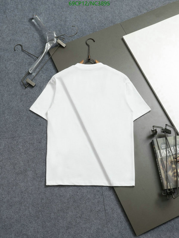 Burberry-Clothing Code: NC3895 $: 69USD