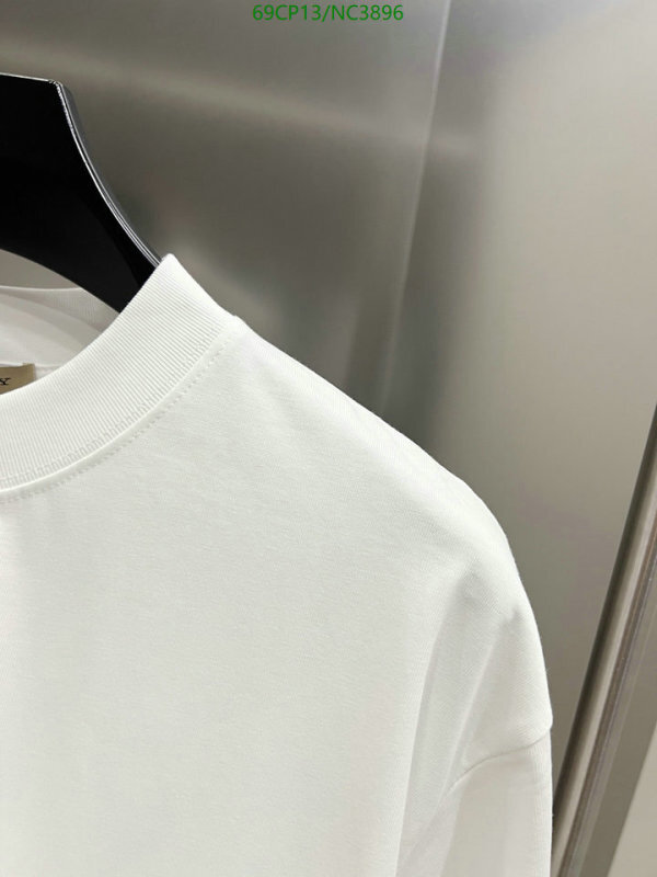 Burberry-Clothing Code: NC3896 $: 69USD