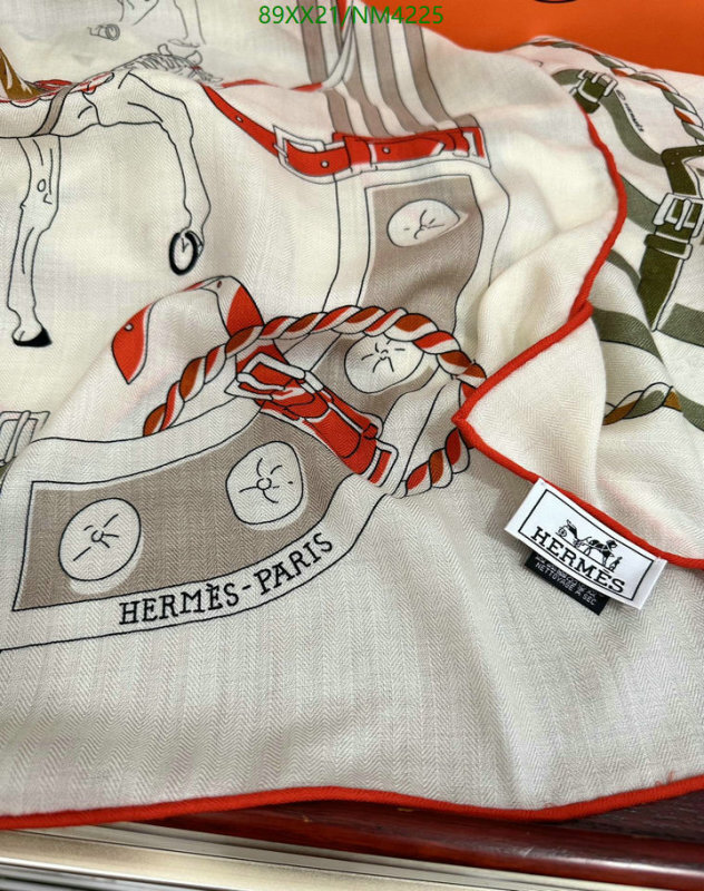 Hermes-Scarf Code: NM4225 $: 89USD