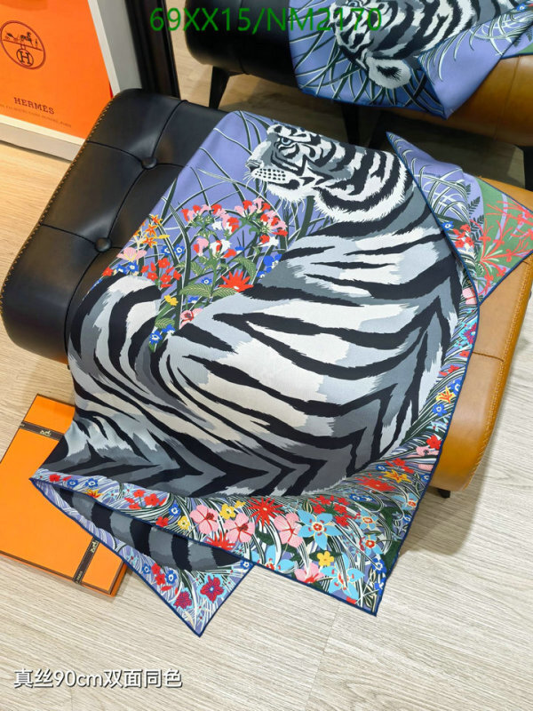 Hermes-Scarf Code: NM2170 $: 69USD