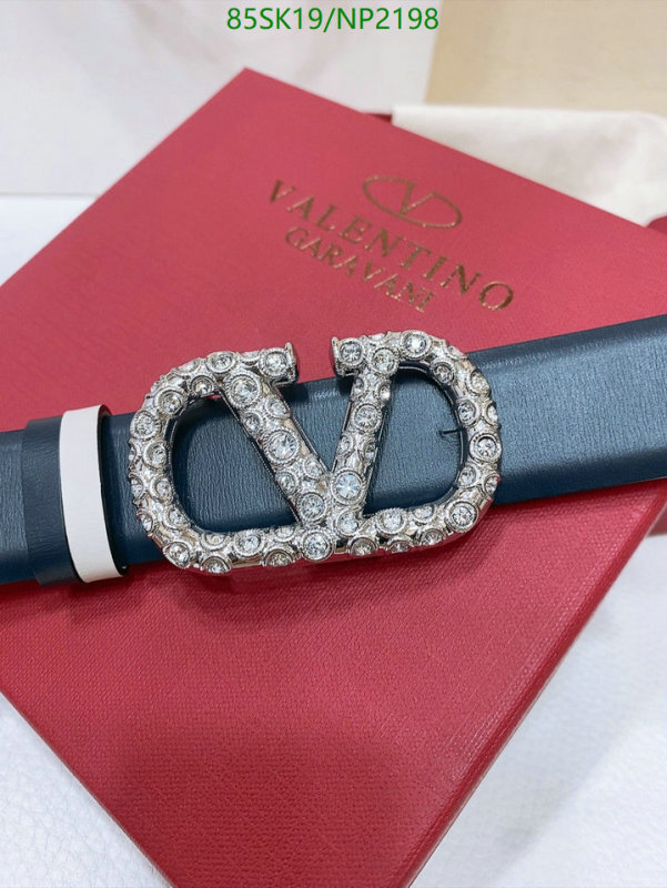 Valentino-Belts Code: NP2198 $: 85USD