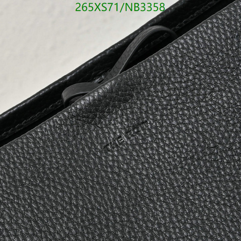 The Row-Bag-Mirror Quality Code: NB3358