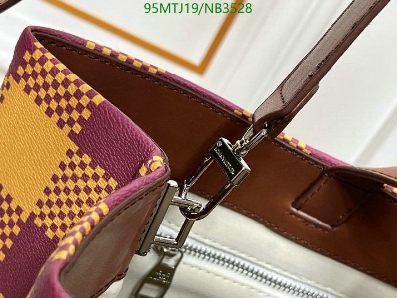 LV-Bag-4A Quality Code: NB3528 $: 95USD