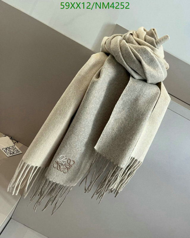 Loewe-Scarf Code: NM4252 $: 59USD