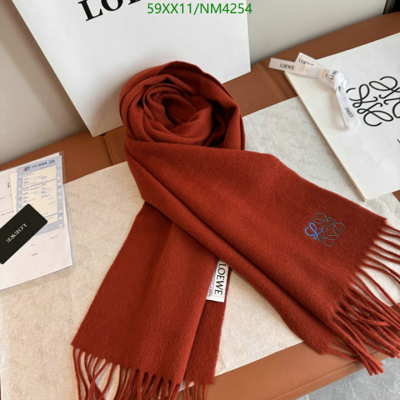 Loewe-Scarf Code: NM4254 $: 59USD