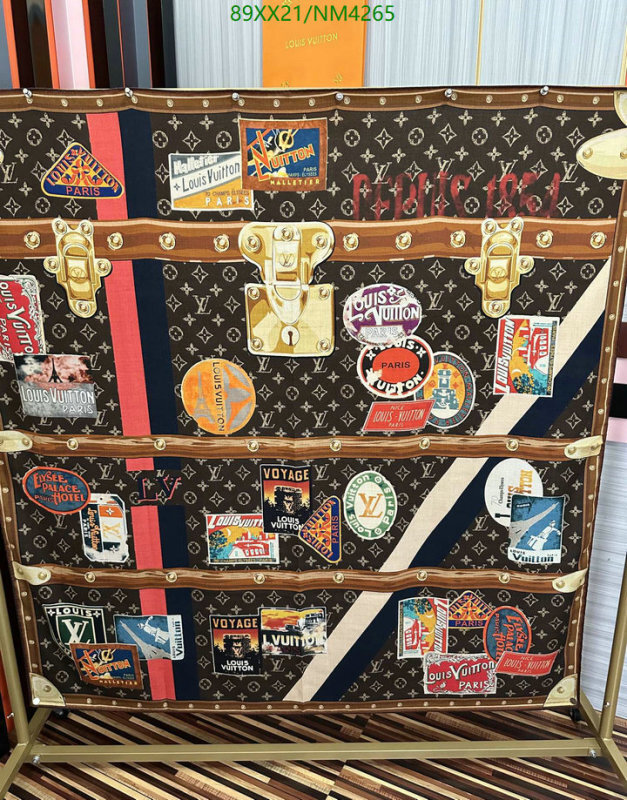 LV-Scarf Code: NM4265 $: 89USD