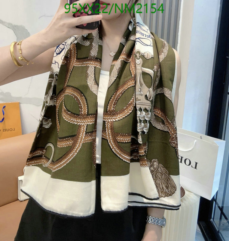Hermes-Scarf Code: NM2154 $: 95USD
