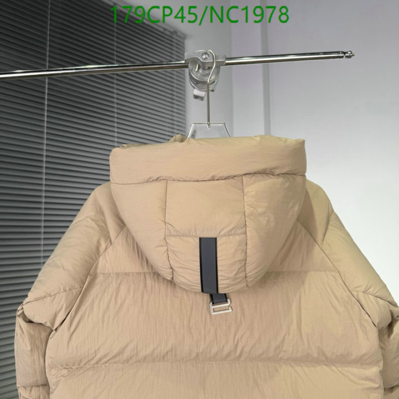 Canada Goose-Down jacket Women Code: NC1978 $: 179USD