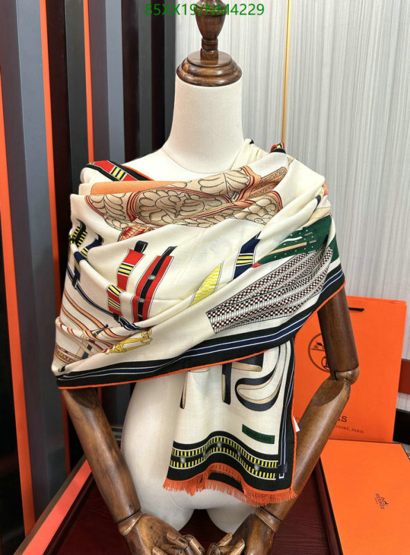 Hermes-Scarf Code: NM4229 $: 85USD