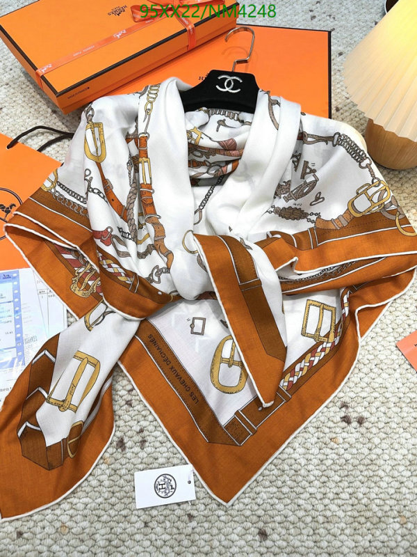 Hermes-Scarf Code: NM4248 $: 95USD
