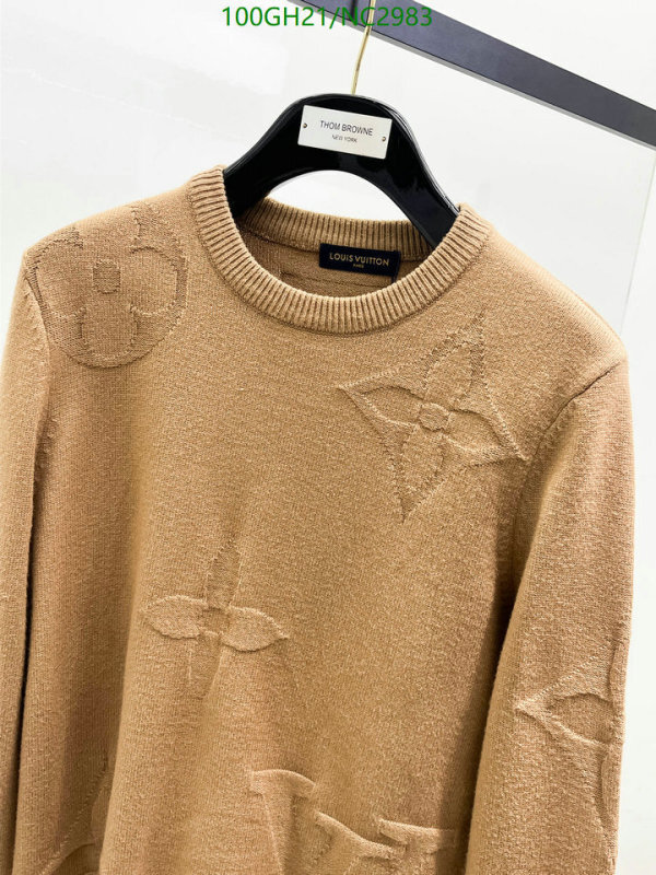LV-Clothing Code: NC2983 $: 100USD