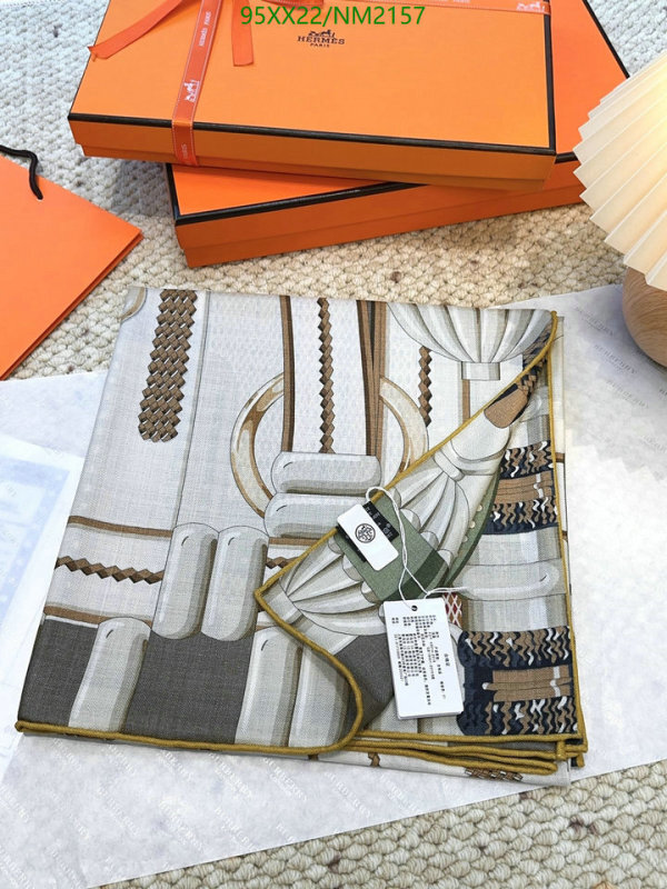 Hermes-Scarf Code: NM2157 $: 95USD