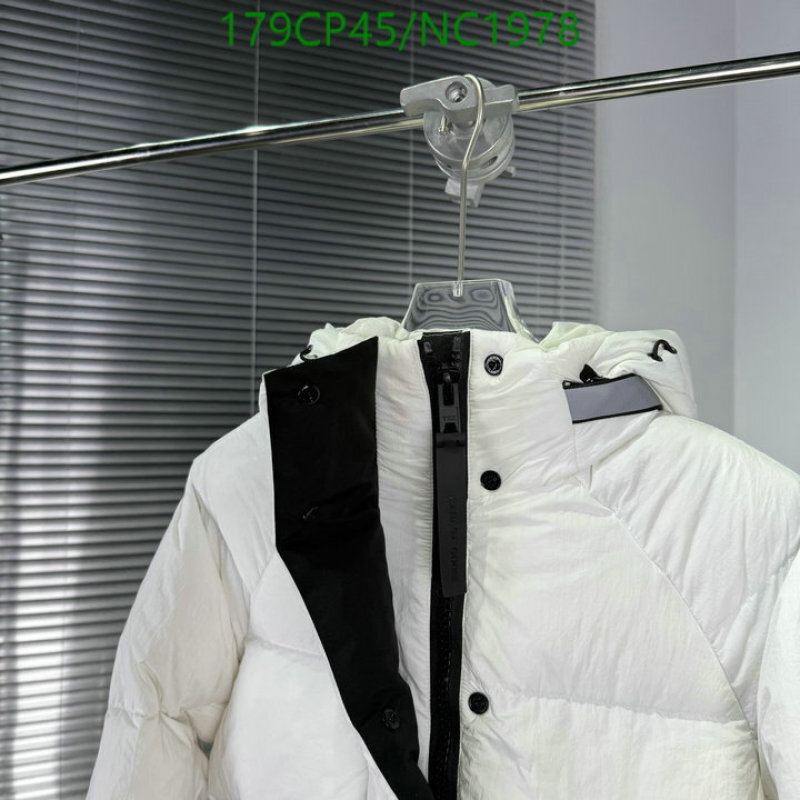 Canada Goose-Down jacket Women Code: NC1978 $: 179USD
