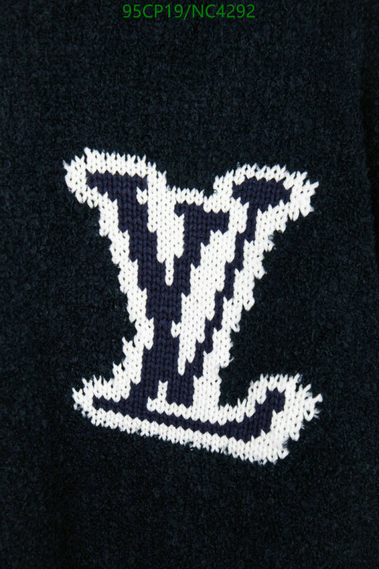 LV-Clothing Code: NC4292 $: 95USD