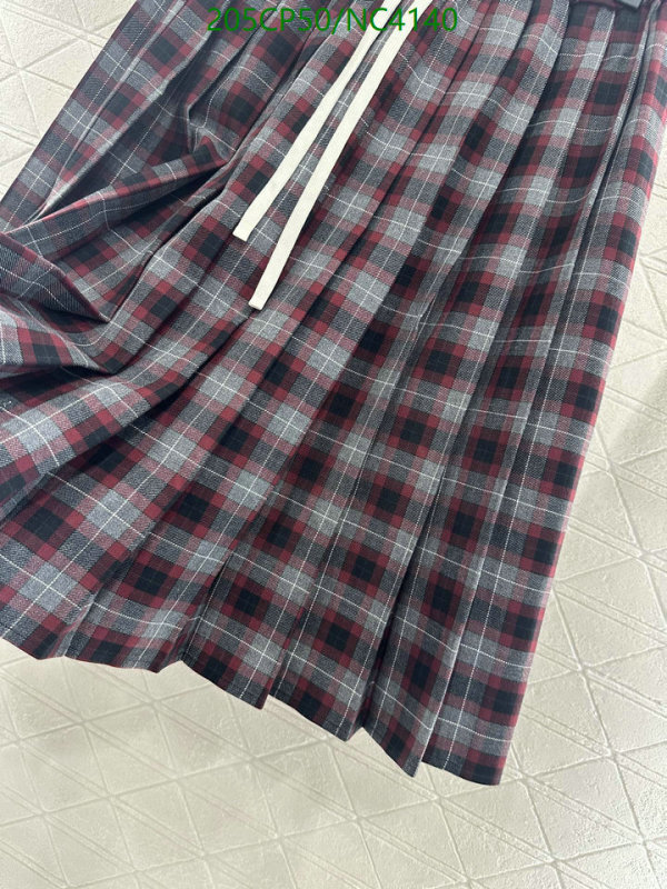 MIUMIU-Clothing Code: NC4140