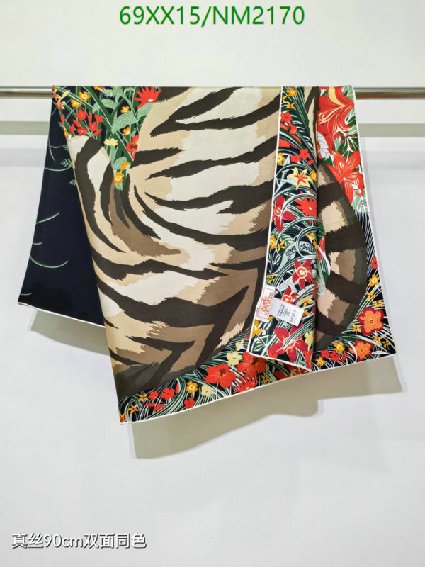 Hermes-Scarf Code: NM2170 $: 69USD