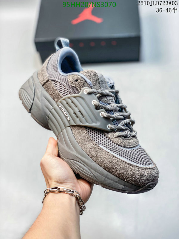 Nike-Men shoes Code: NS3070 $: 95USD