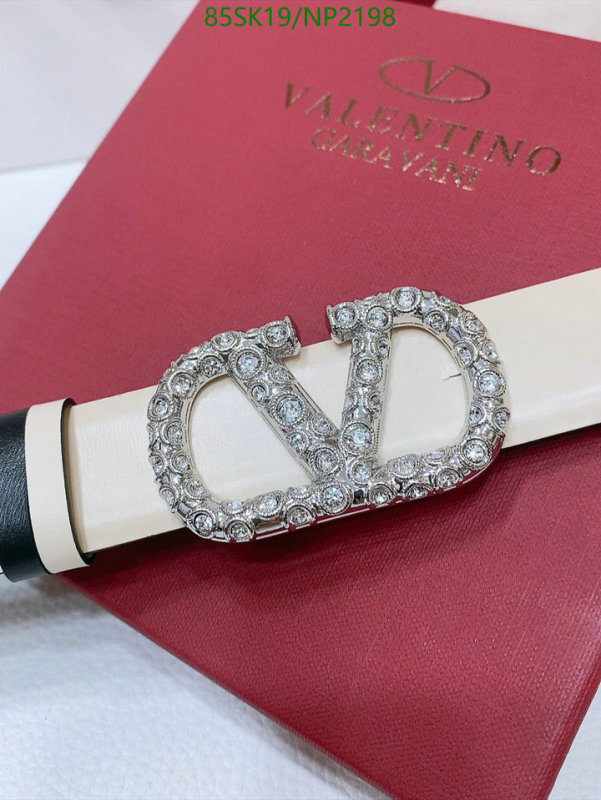 Valentino-Belts Code: NP2198 $: 85USD