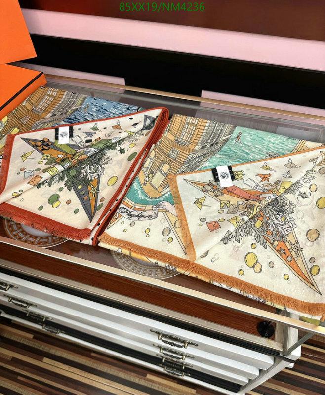 Hermes-Scarf Code: NM4236 $: 85USD