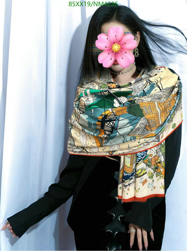 Hermes-Scarf Code: NM4236 $: 85USD