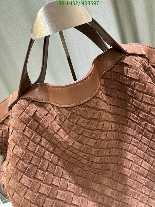 BV-Bag-4A Quality Code: NB3597 $: 139USD