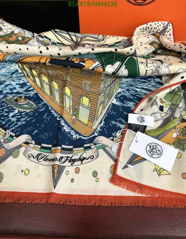 Hermes-Scarf Code: NM4236 $: 85USD
