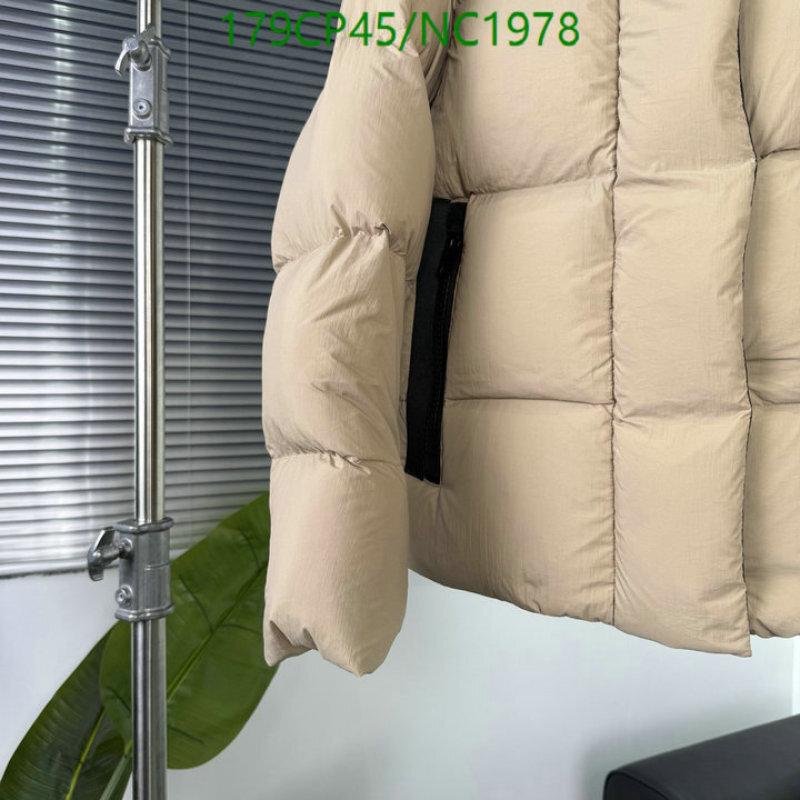 Canada Goose-Down jacket Women Code: NC1978 $: 179USD