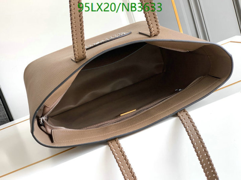Valentino-Bag-4A Quality Code: NB3633 $: 95USD