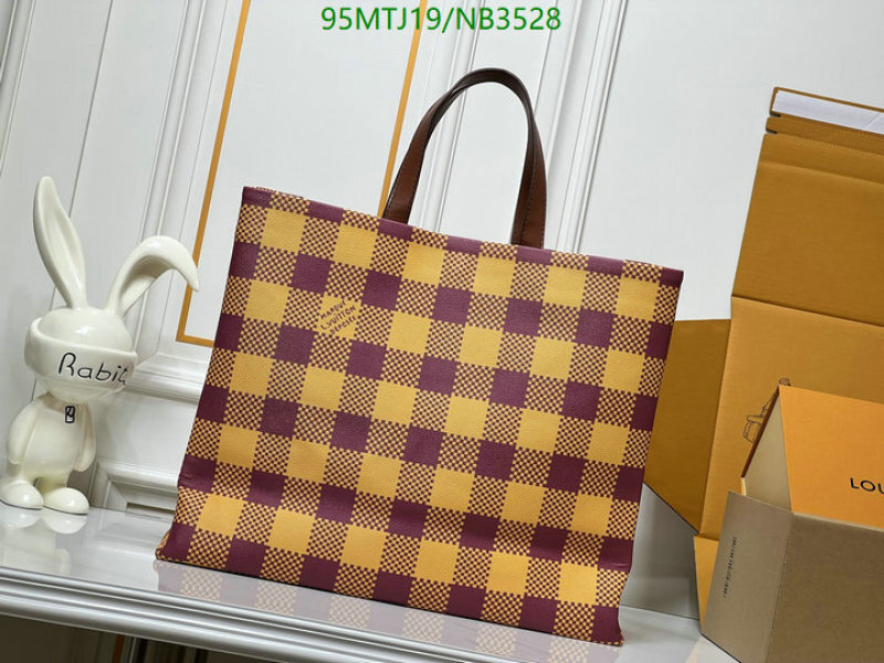 LV-Bag-4A Quality Code: NB3528 $: 95USD