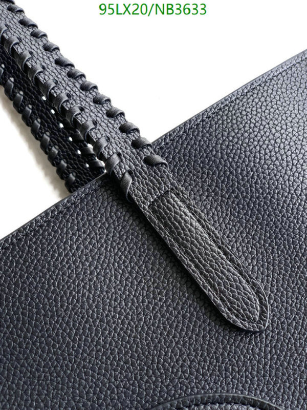 Valentino-Bag-4A Quality Code: NB3633 $: 95USD