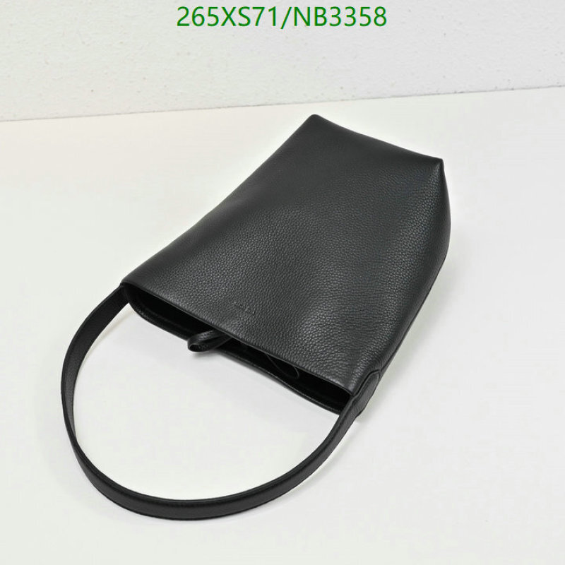 The Row-Bag-Mirror Quality Code: NB3358