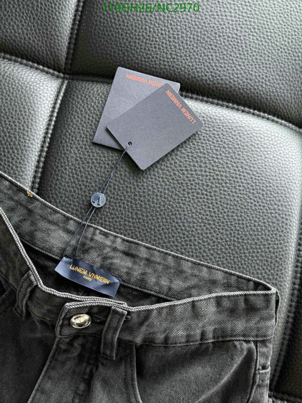LV-Clothing Code: NC2970 $: 119USD