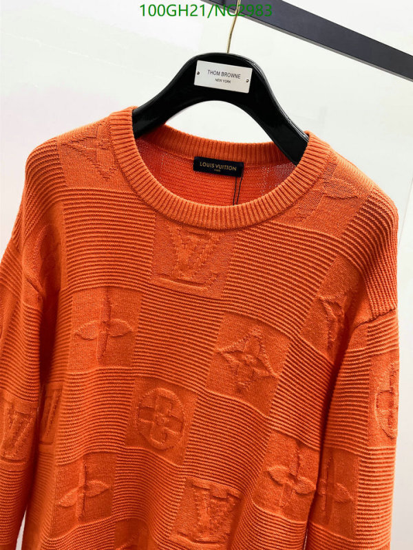 LV-Clothing Code: NC2983 $: 100USD