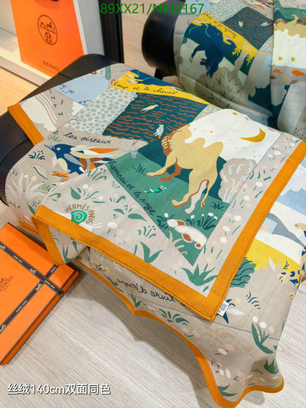 Hermes-Scarf Code: NM2167 $: 89USD