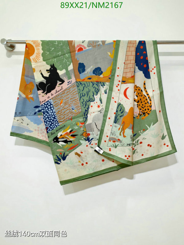 Hermes-Scarf Code: NM2167 $: 89USD